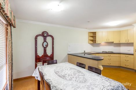 Property photo of 2/2 Garde Street Centenary Heights QLD 4350