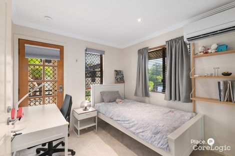 Property photo of 3/136 Central Avenue Indooroopilly QLD 4068