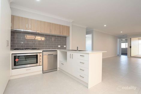 Property photo of 10 Cambridge Way Ripley QLD 4306
