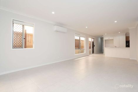 Property photo of 10 Cambridge Way Ripley QLD 4306
