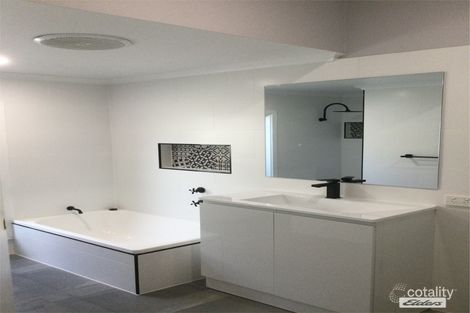 Property photo of 11 Maitland Terrace Maitland SA 5573