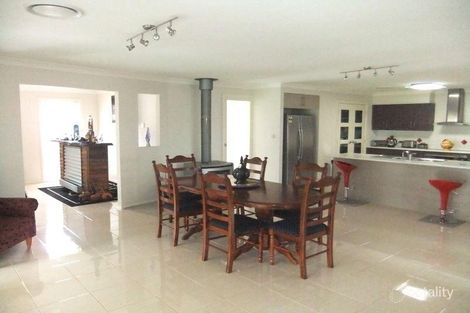 Property photo of 4 Allsop Place Hunterview NSW 2330