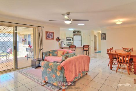 Property photo of 17 Shelduck Place Calamvale QLD 4116