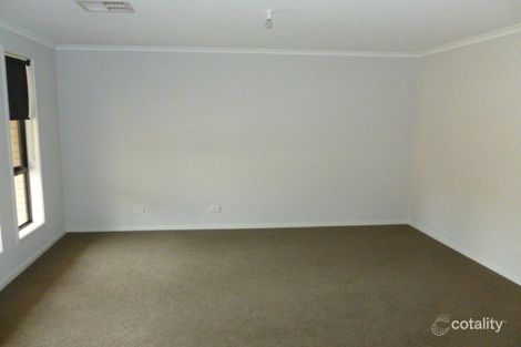 Property photo of 5 Beal Close Clare SA 5453