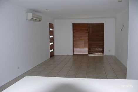 Property photo of 2/25 Paramount Place Oxenford QLD 4210