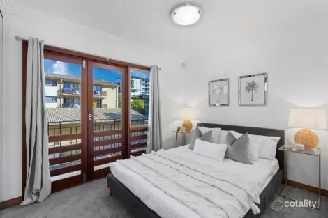 Property photo of 3 Cecil Street Indooroopilly QLD 4068