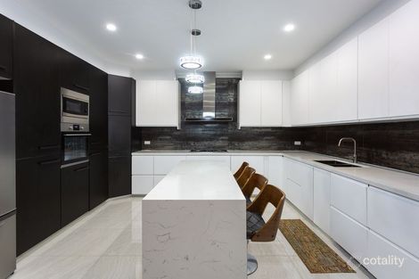 Property photo of 30 Waterloo Road Mount Lewis NSW 2190