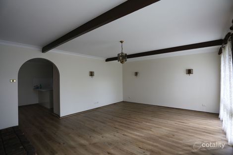 Property photo of 15 Harthouse Road Ambarvale NSW 2560