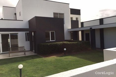 Property photo of 92 Cabana Boulevard Benowa QLD 4217