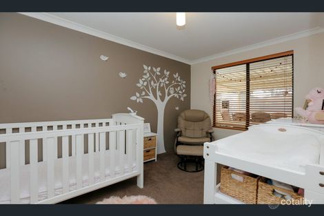 Property photo of 16 Bancroft Close Greenfields WA 6210
