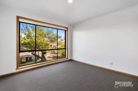 Property photo of 1/4 Pera Court Howrah TAS 7018