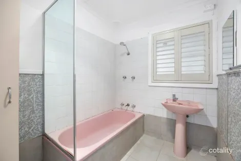 Property photo of 2/7 McIntosh Road Dee Why NSW 2099