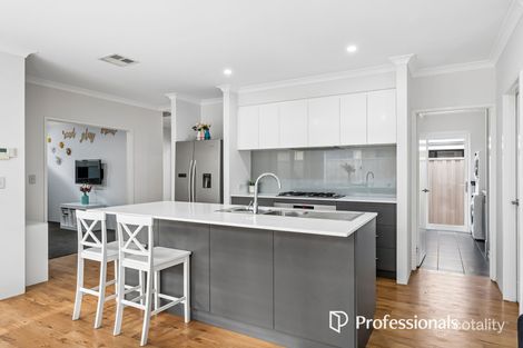Property photo of 13 Autumn Approach Forrestfield WA 6058