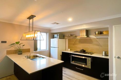 21 Greenwich Way, Success, WA 6164