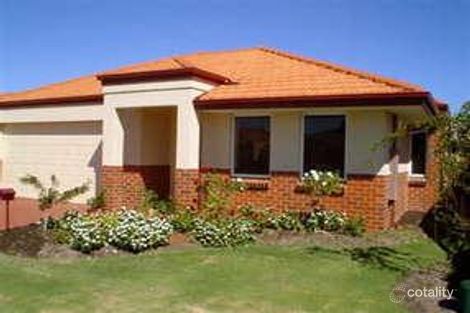 10 Mannix Pass, Queens Park, WA 6107