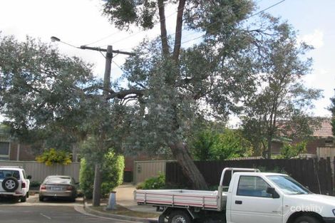Property photo of 2/1 Gracedale Court Strathmore VIC 3041
