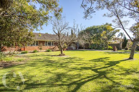 17 Macleod Rd, Applecross, WA 6153