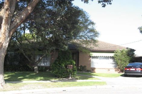8 Taronga Ct, Noble Park, VIC 3174