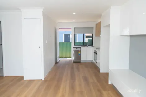 Property photo of 308 Lakedge Avenue Berkeley Vale NSW 2261