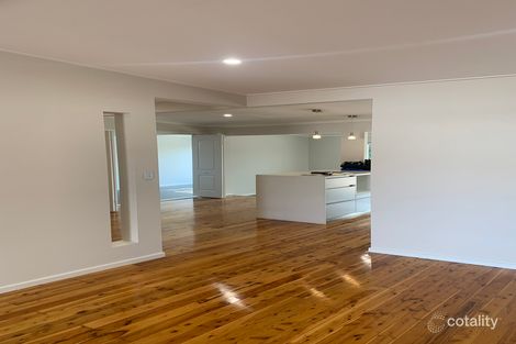 Property photo of 3 Pearl Key Broadbeach Waters QLD 4218