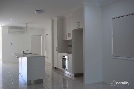 Property photo of 10 Huxley Crescent Oonoonba QLD 4811