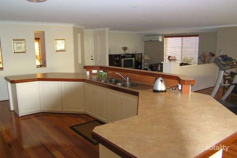 Property photo of 24 Chatsworth Drive Hocking WA 6065