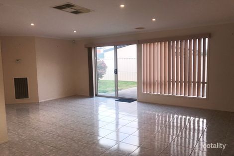2/3 Fadden Cl, Shepparton, VIC 3630