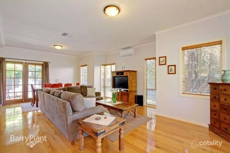 Property photo of 13 Manna Court Ferntree Gully VIC 3156