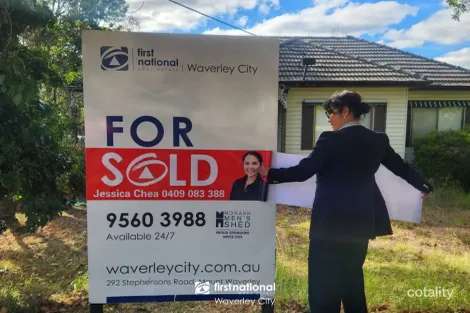 Property photo of 32 The Highway Mount Waverley VIC 3149
