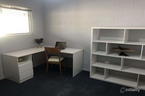 Property photo of 4 Maple Court Hay Point QLD 4740