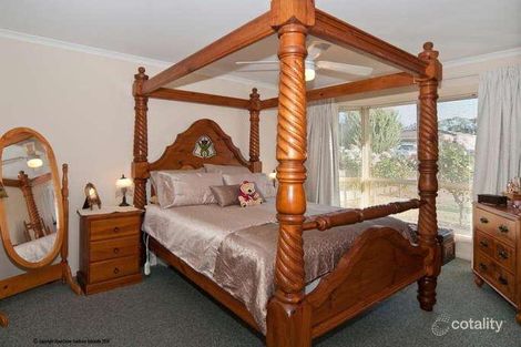 Property photo of 41 Shillabeer Crescent Woodcroft SA 5162