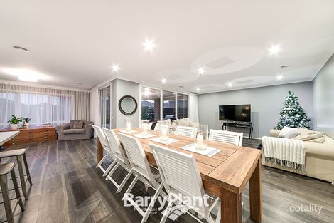 Property photo of 28 Lineham Drive Cranbourne East VIC 3977