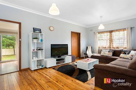 Property photo of 26 Treatt Avenue Padstow NSW 2211