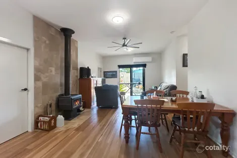 Property photo of 4 Mackay Street Berridale NSW 2628