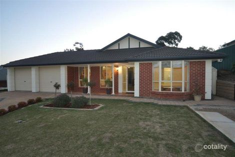 15 Merrivale Dr, Happy Valley, SA 5159