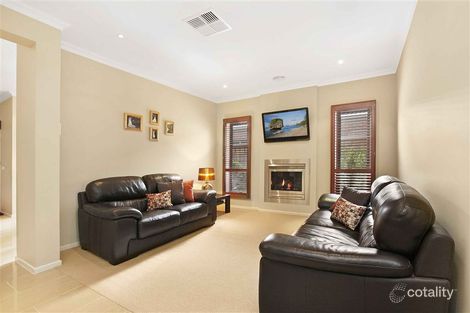 Property photo of 11 Zieria Drive South Morang VIC 3752