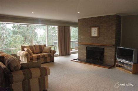 Property photo of 31 Summit Crescent Ringwood North VIC 3134
