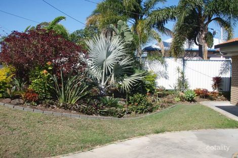 Property photo of 12 Fourth Avenue Labrador QLD 4215
