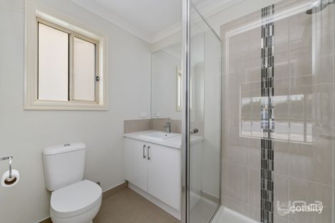 Property photo of 15 Richie Circuit Hillside VIC 3037