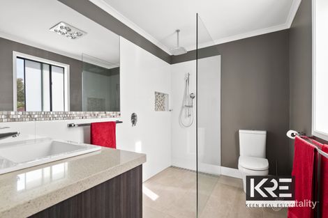Property photo of 7 Ardblair Terrace Narre Warren South VIC 3805