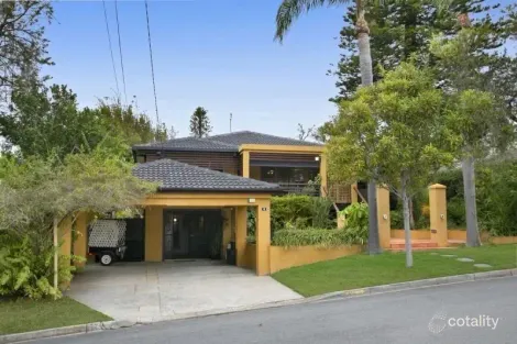 6 Magnolia Dr, Southport, QLD 4215