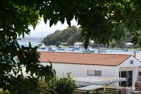 Property photo of 16 Marks Parade Marks Point NSW 2280