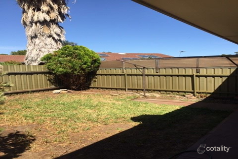 16/2 Woodcock Pl, Morphett Vale, SA 5162