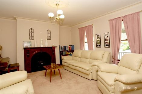 Property photo of 4 Ayrebank Rise Aberfoyle Park SA 5159