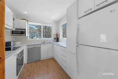 Property photo of 2 Billy Button Lane Dinner Plain VIC 3898