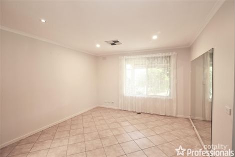 Property photo of 3 Eton Place Springvale South VIC 3172