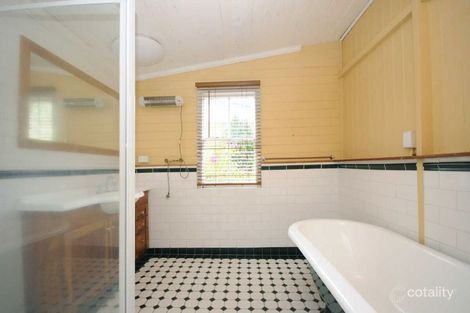 Property photo of 103 Curzon Street East Toowoomba QLD 4350