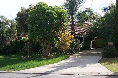 64 Hopkinson Way, Wilson, WA 6107