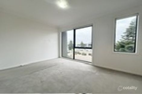 Property photo of 5 Quay Boulevard Werribee South VIC 3030