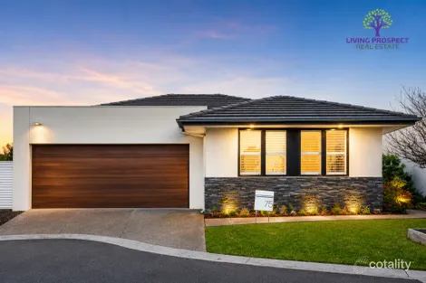 75 Signature Bvd, Point Cook, VIC 3030